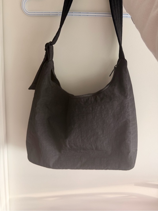 BAGGU Handbags - BAGGU Black Shoulder Hobo Bag